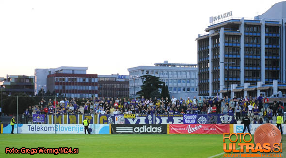 Soccer/Football, Koper, Slovenian Cup finals (NK Maribor - ND Gorica), Viole fans, 21-May-2014, (Photo by: Grega Wernig / Ekipa)