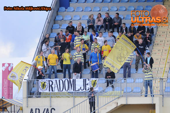 Soccer/Football, Domzale, First Division (NK Kalcer Radomlje - NK Domzale), Radomlje fans, 13-Sep-2014, (Photo by: Nikola Miljkovic / Krater Media)